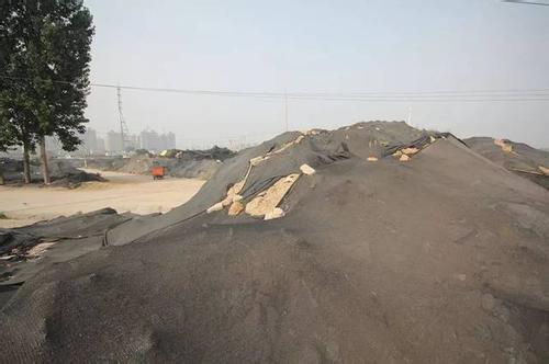 养殖场等农用地建设，无需城乡规划部门颁发用地规划许可证